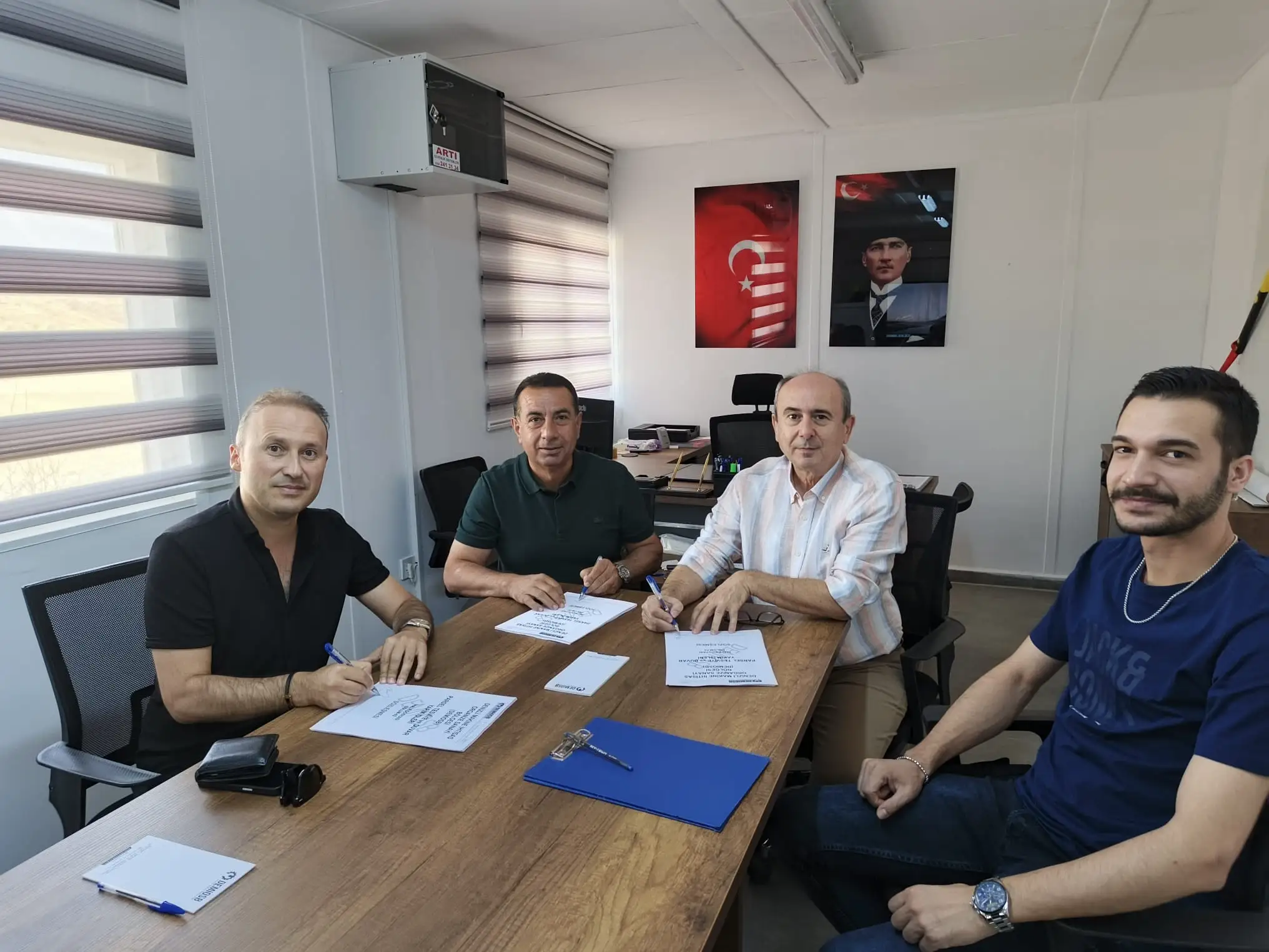 DENİZLİ’NİN SANAYİ ALTYAPISINA GÜÇ KATACAK SÖZLEŞME İMZALANDI