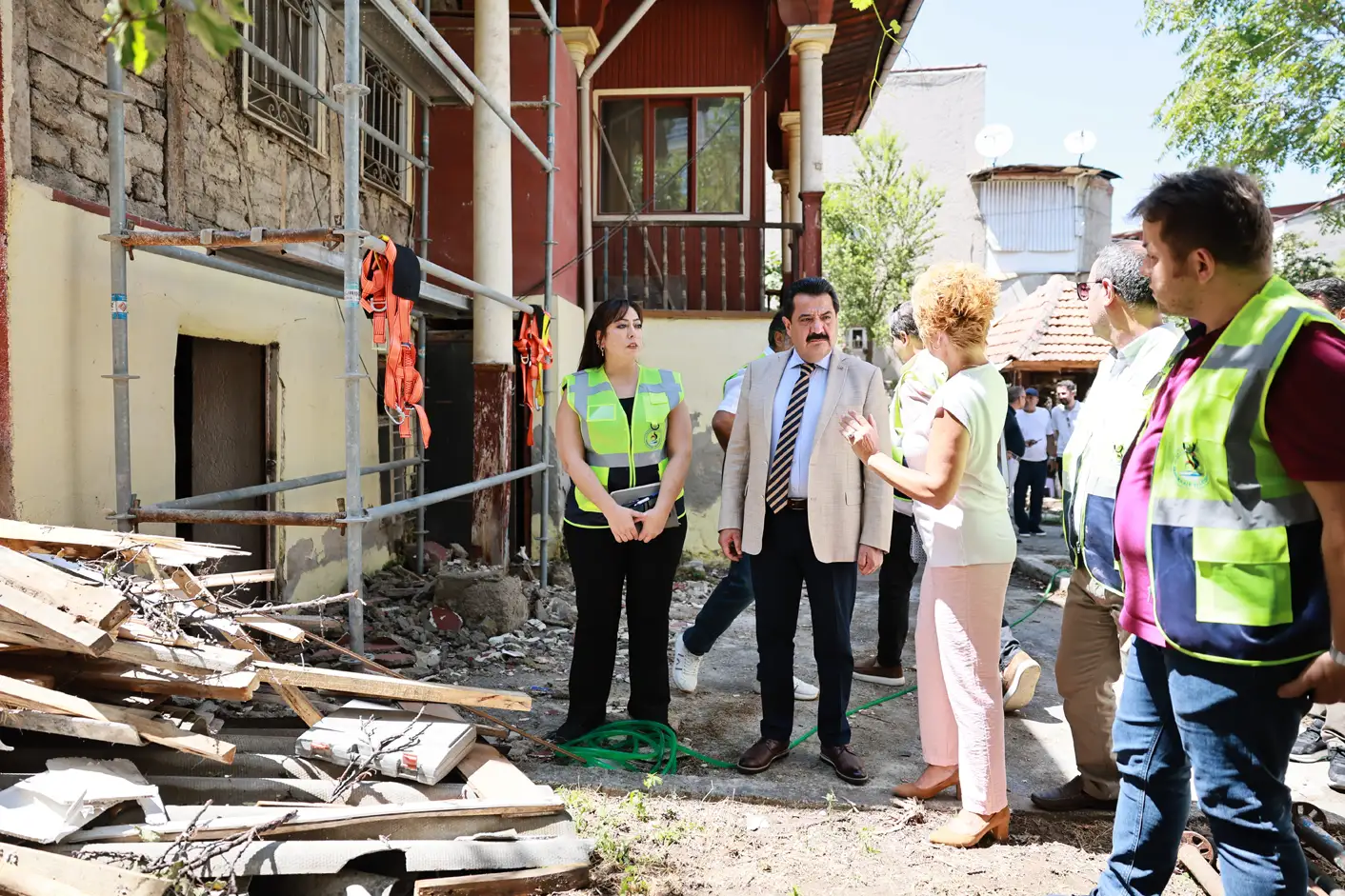 TARİHİ KONAK, PAMUKKALE BELEDİYESİ’YLE YENİDEN HAYAT BULUYOR