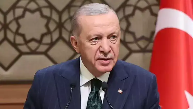 CUMHURBAŞKANI ERDOĞAN'DAN ÖZGÜR ÖZEL'E GEÇMİŞ OLSUN TELEFONU