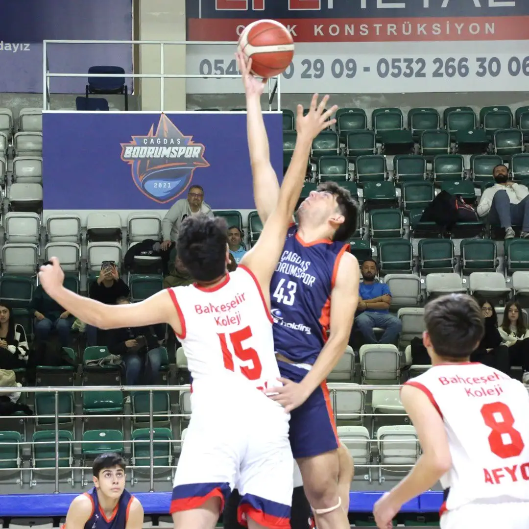 BASKETBOLDA TÜRKİYE'NİN DEVLERİ DENİZLİ'YE GELİYOR