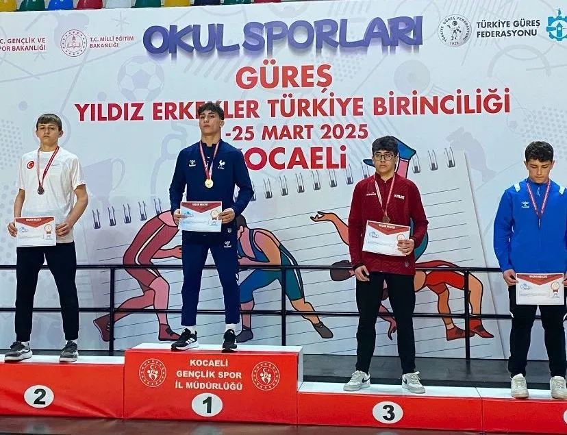  Denizlili güreşçilerden Türkiye Şampiyonluğu